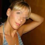 Fille très sexy qui désirerait de bites bien raides à pomper à Caen Fille très sexy qui désirerait de bites bien raides à pomper à Caen